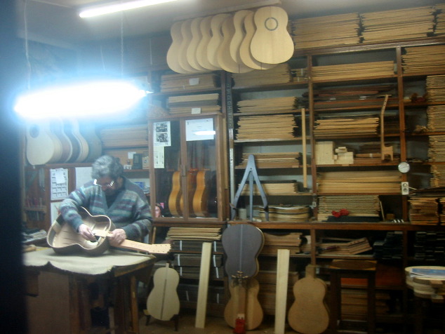 Madrid: luthier shop